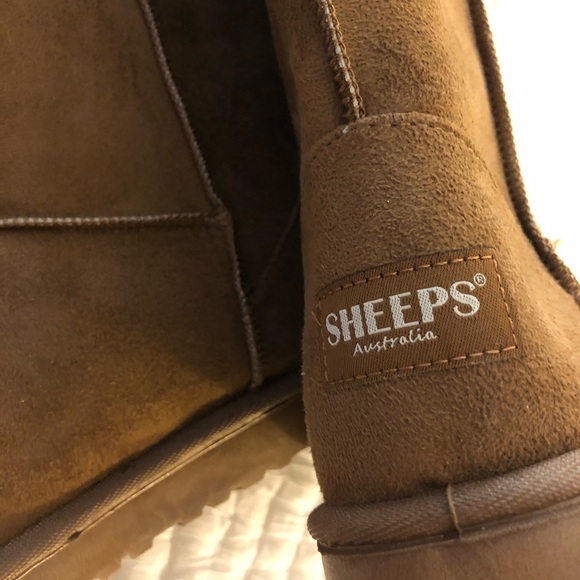 NWOBox Sheep’s Australia winter boots - Picture 2 of 4